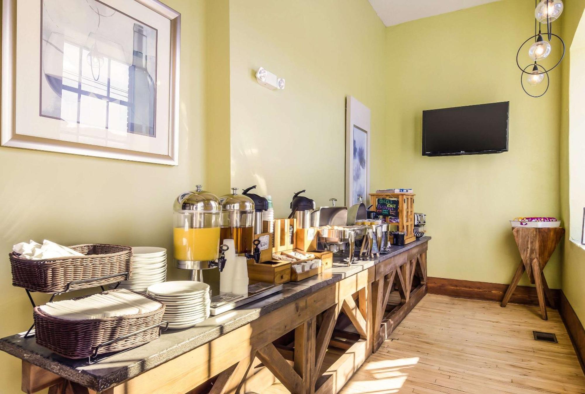 Jackson Park Inn, Ascend Hotel Collection Pulaski Екстериор снимка